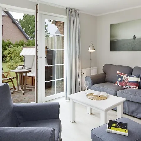 Holte Hueues Lejlighed List